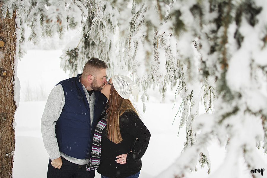 Snowy Grand Mesa Engagement in Colorado | amanda.matilda.photography