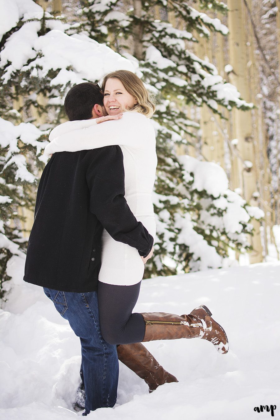 Winter Grand Mesa Engagement Session | amanda.matilda.photography