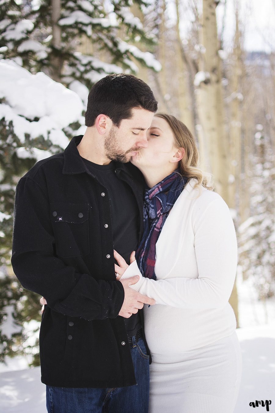 Winter Grand Mesa Engagement Session | amanda.matilda.photography