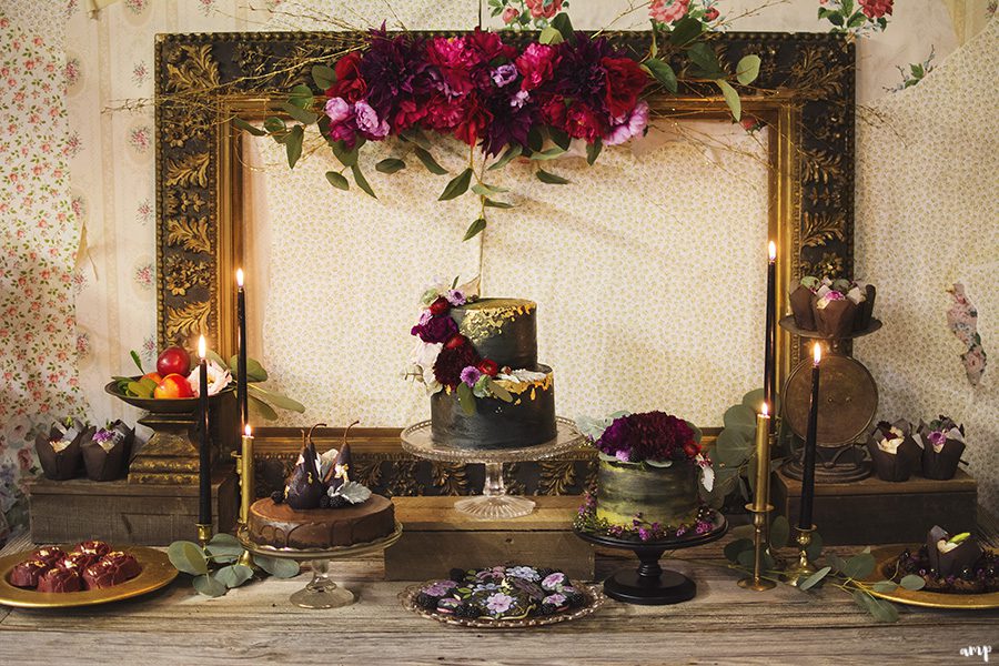 Moody Black Autum Wedding Dessert Table | Sweet Kiwi and amanda.matilda.photography