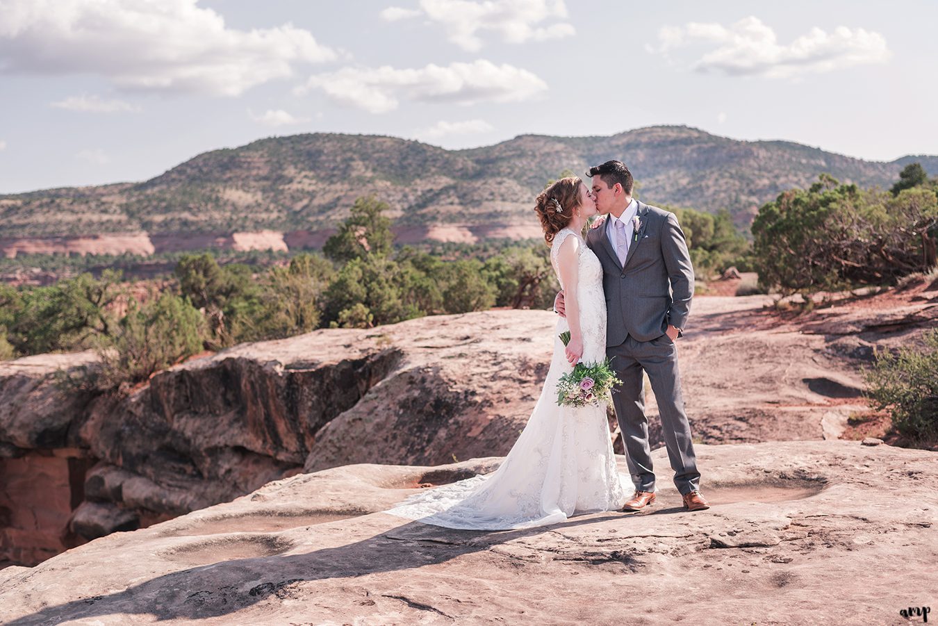 Bride and groom couples portraits on the Colorado National Monument