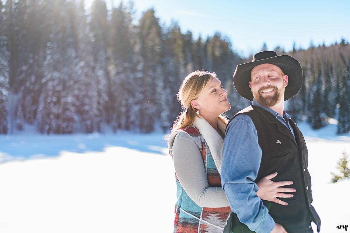 Emily & Victor | Snowy Engagement on the Grand Mesa | amanda.matilda.photography