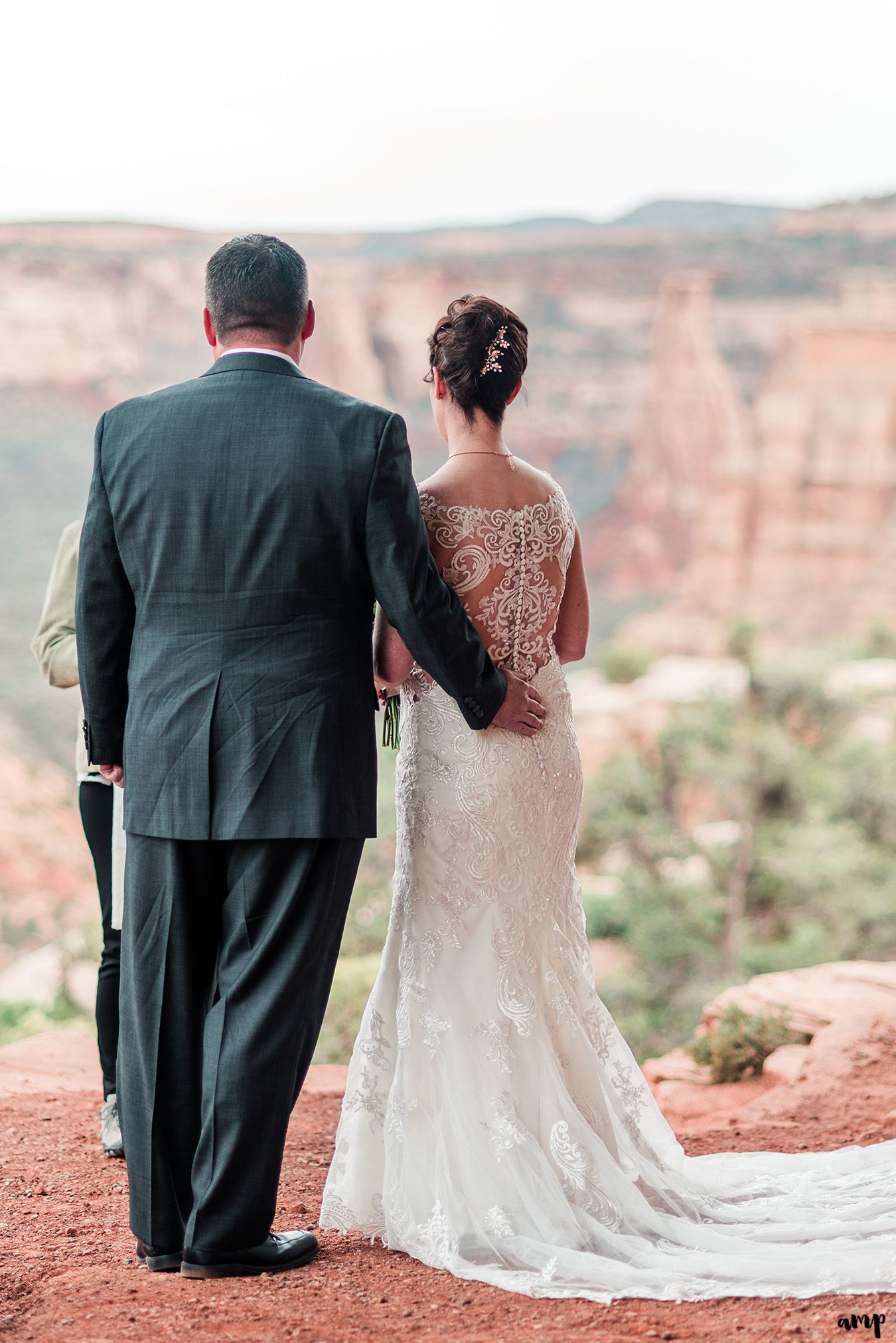 Mike & Amy's Spring Elopement on the Colorado National Monument in Grand Junction | amanda.matilda.photography