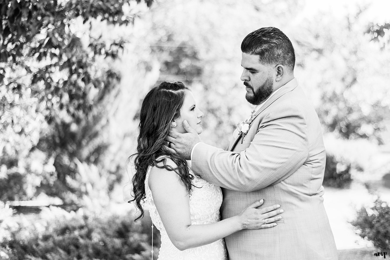 Carlos & Jessica's Doubletree Hotel Wedding | amanda.matilda.photography