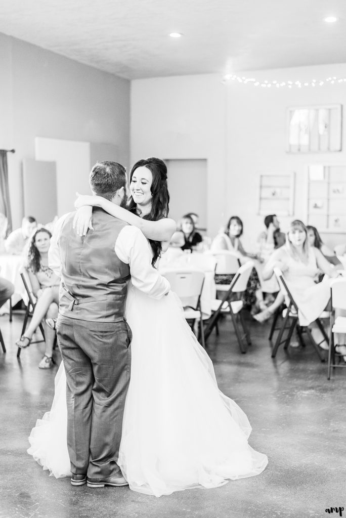 Mountain View Farm Wedding Reception | amanda.matilda.photography