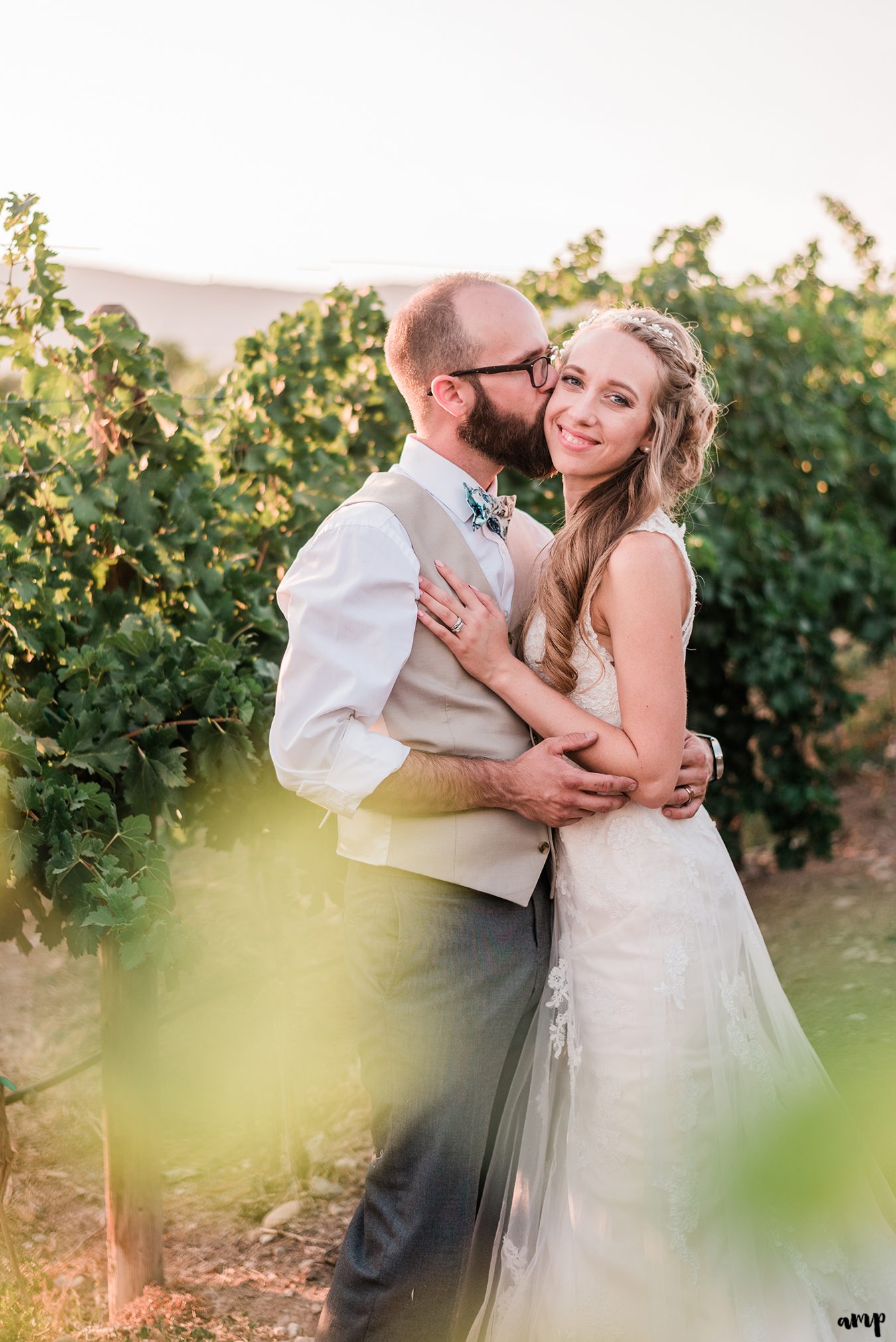 April & Bruce's Palisade Wedding in a Vineyard | amanda.matilda.photography