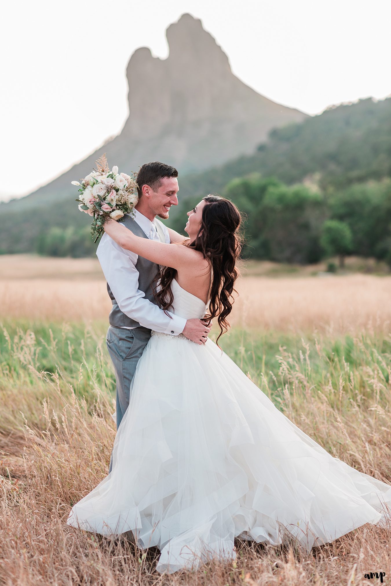 Curt & Madison's wedding at The Lodge at Needle Rock | amanda.matilda.photography