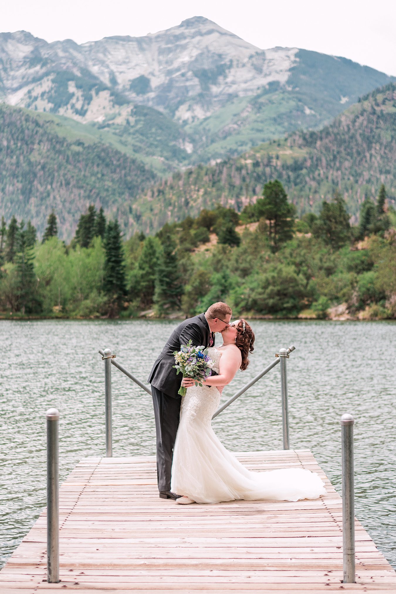 Ouray Wedding at a Private Lake | amanda.matilda.photography