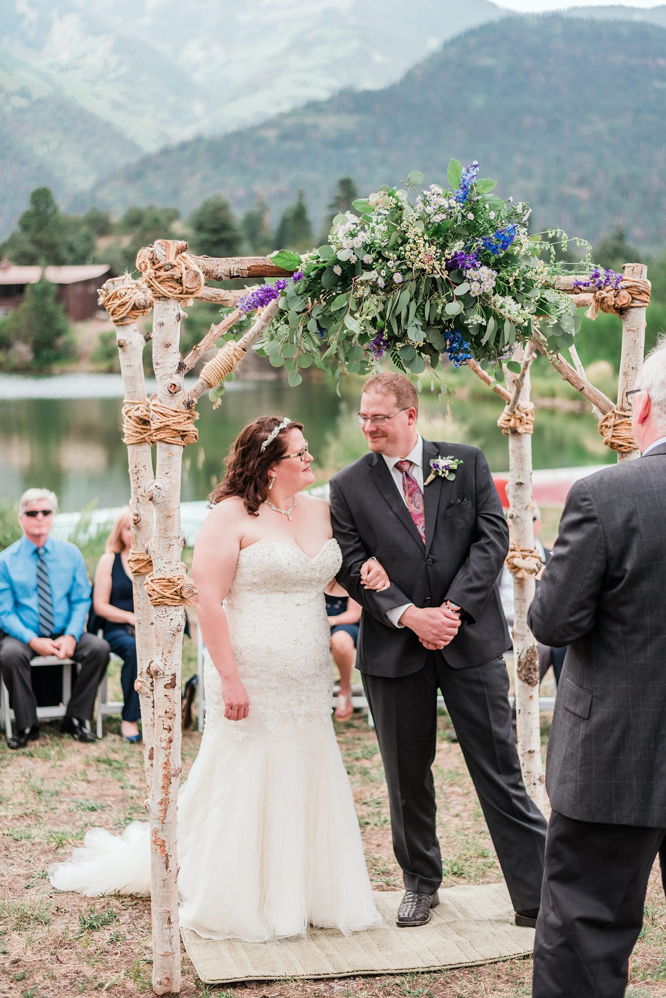 Ouray Wedding at a Private Lake | amanda.matilda.photography