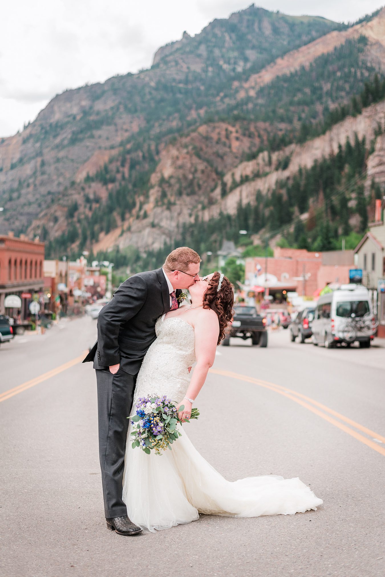 Ouray Wedding at a Private Lake | amanda.matilda.photography