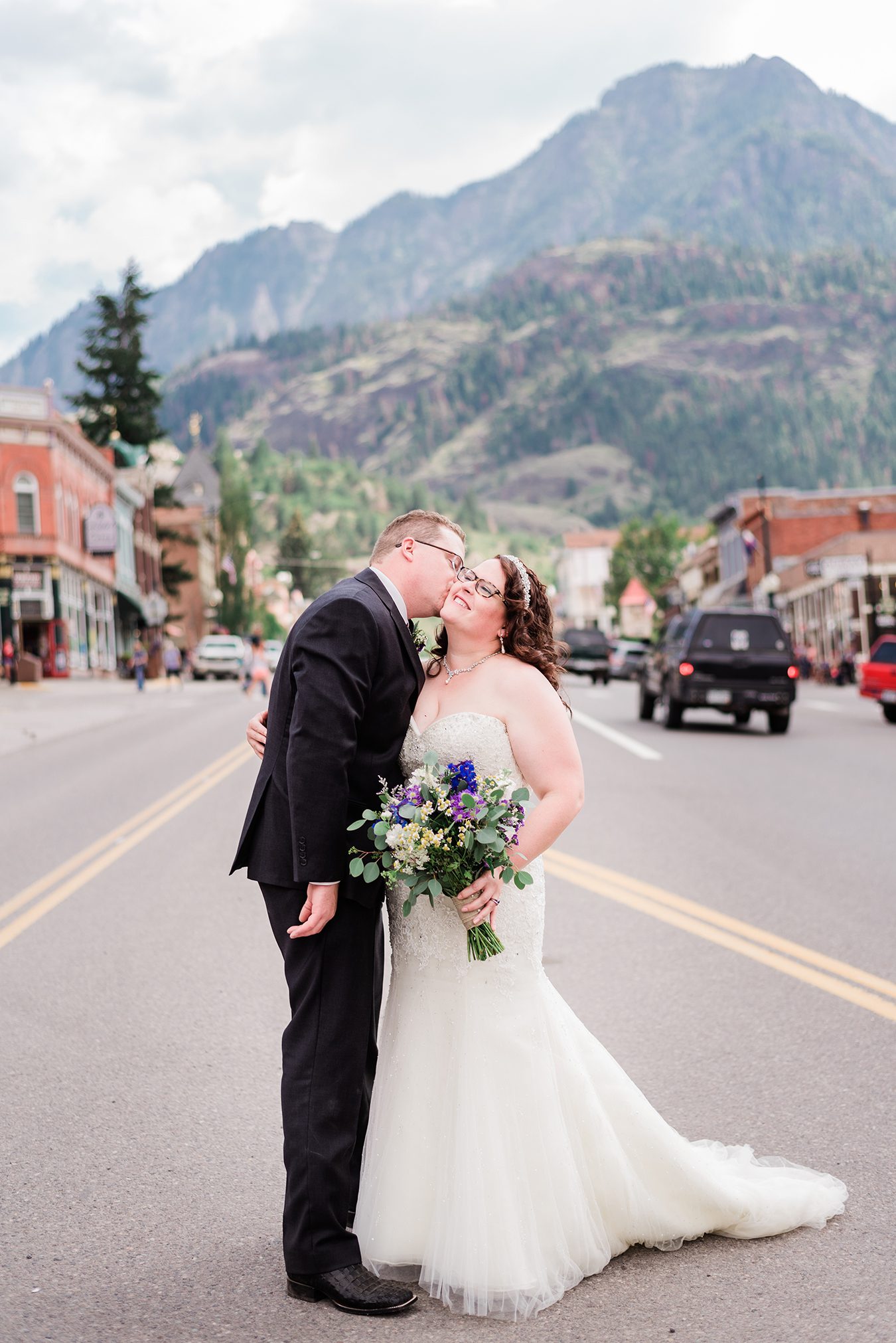 Ouray Wedding at a Private Lake | amanda.matilda.photography