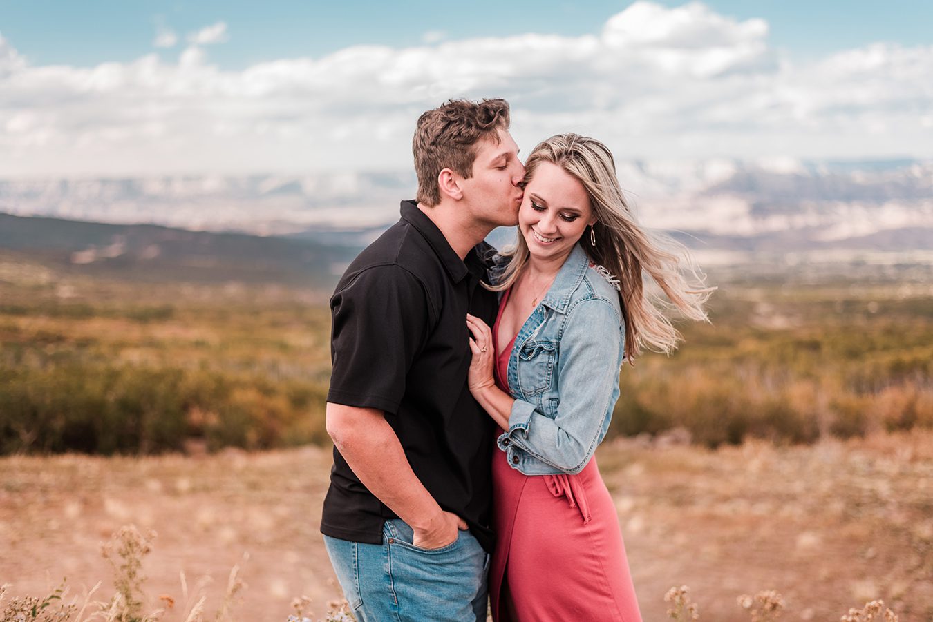 Joey & Morgan's Grand Mesa Fall Engagement | amanda.matilda.photography