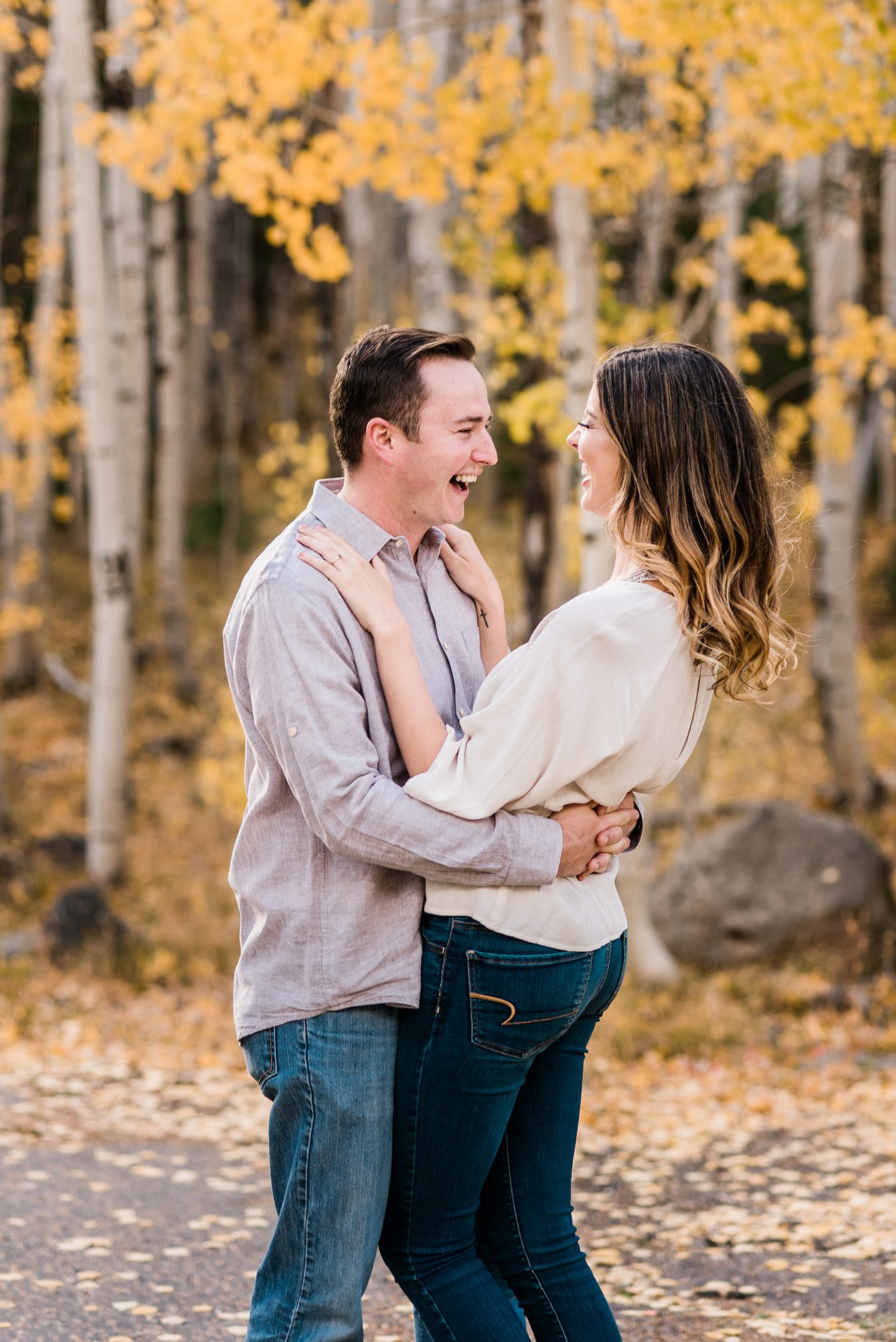 Molly and Connor's Color Sunday engagement session on the Mesa | amanda.matilda.photographyMolly and Connor's Color Sunday engagement session on the Mesa | amanda.matilda.photography