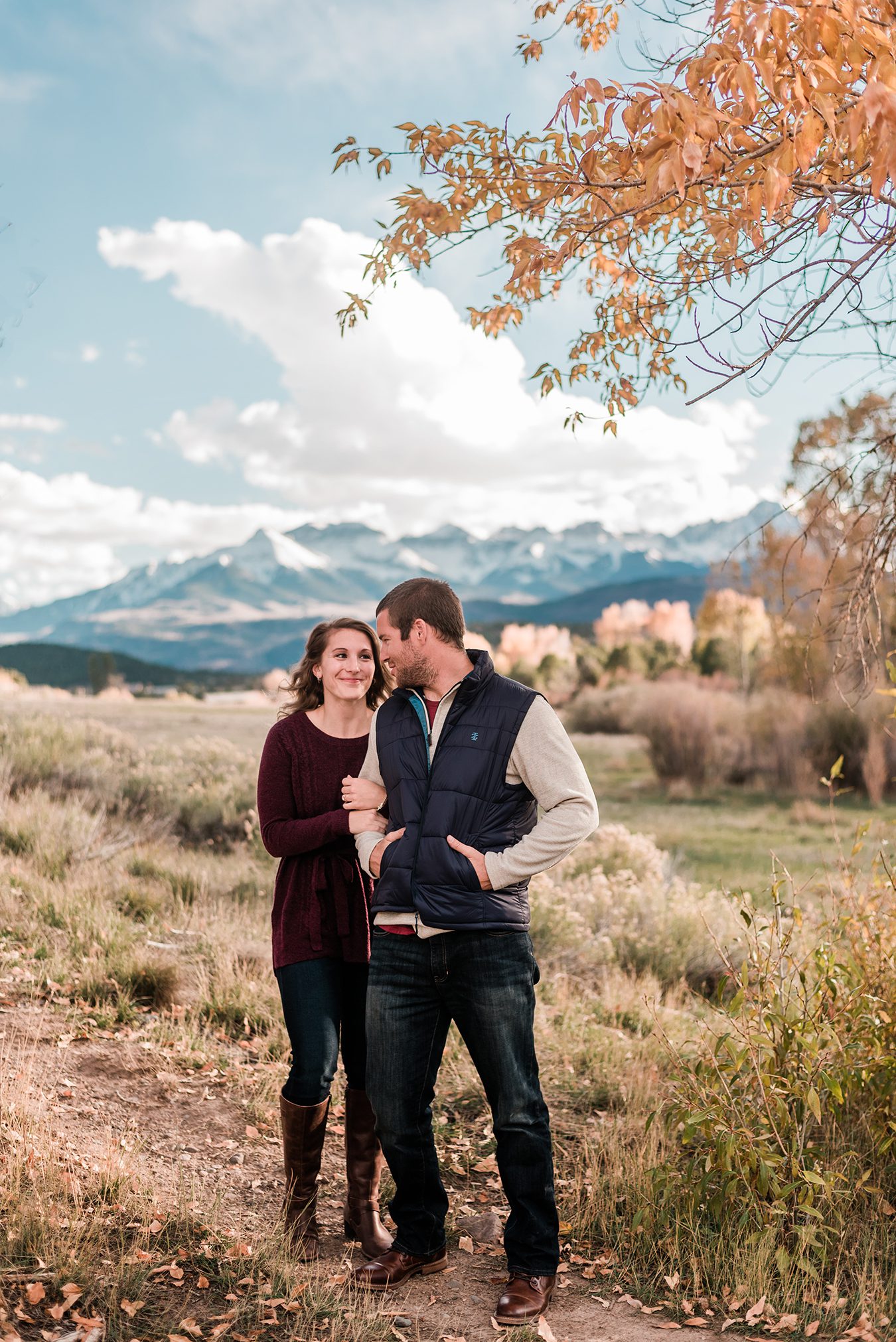 Marcus & Alexandra's autumn Ouray engagement session | amanda.matilda.photography