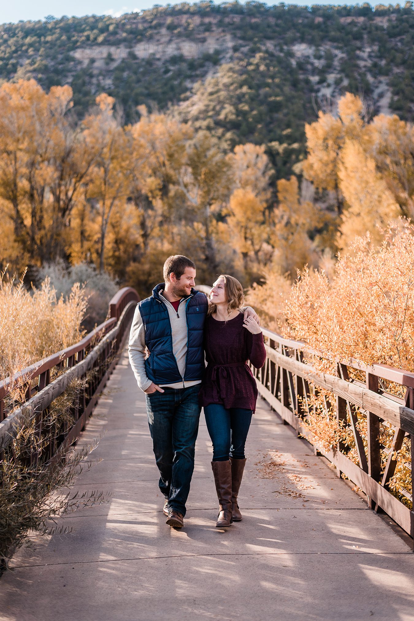 Marcus & Alexandra's autumn Ouray engagement session | amanda.matilda.photography