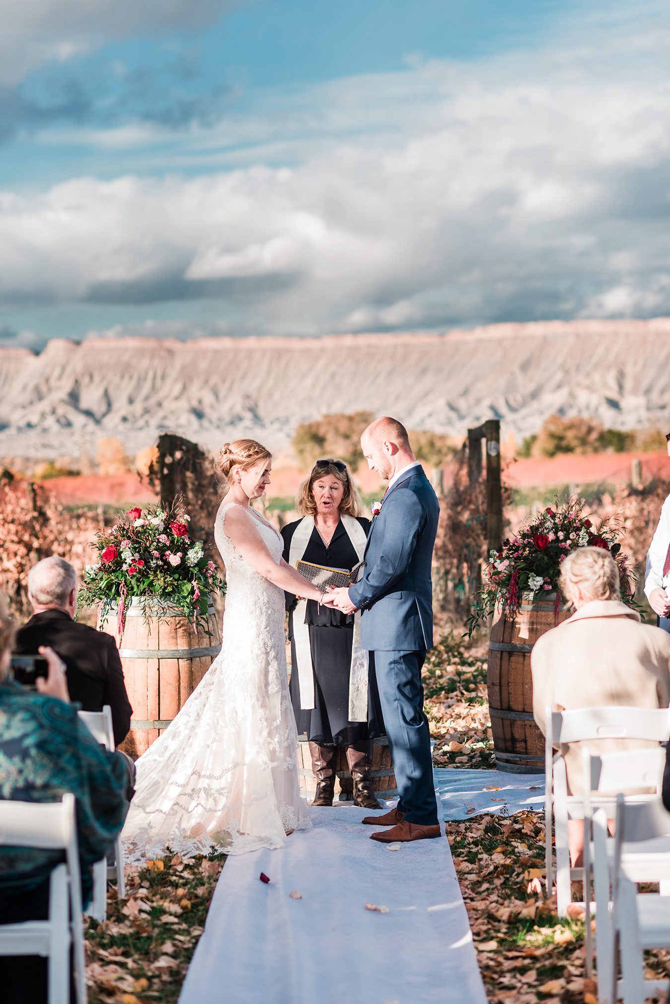 Josh & Michelle's Mesa Park Vineyards Wedding | amanda.matilda.photography