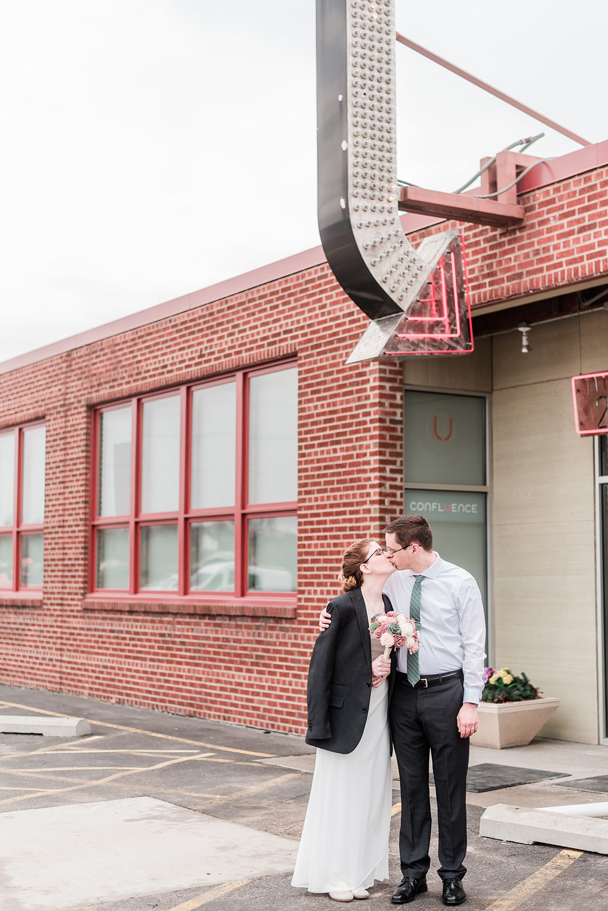 Ryan & Dani | Wedding at the Living Room in Omaha