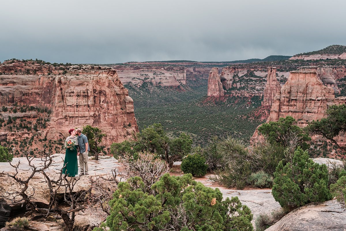 Shawn & Angie | Rainy Elopement on the Colorado National Monument