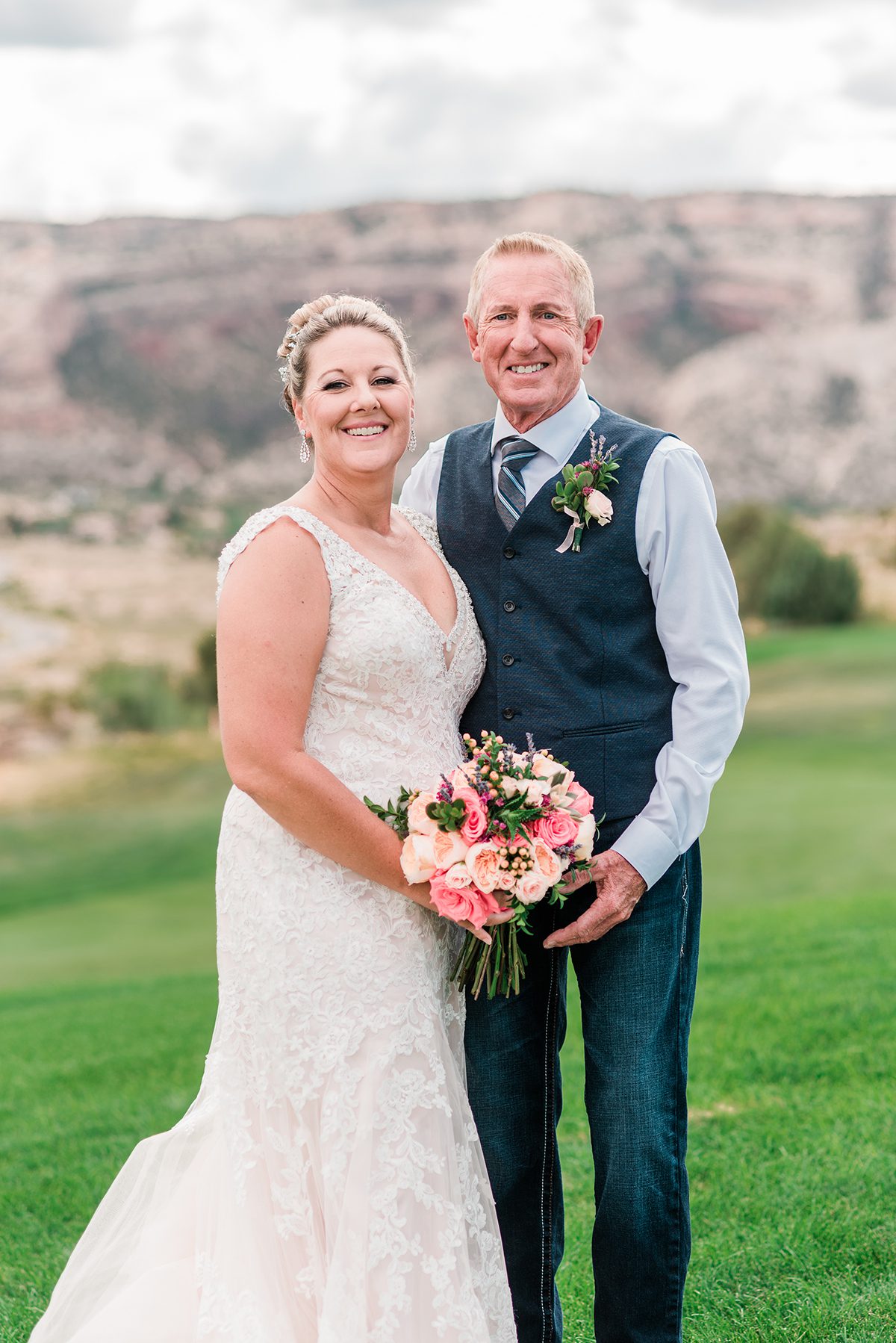 Bride and groom at the Redlands Mesa golf course