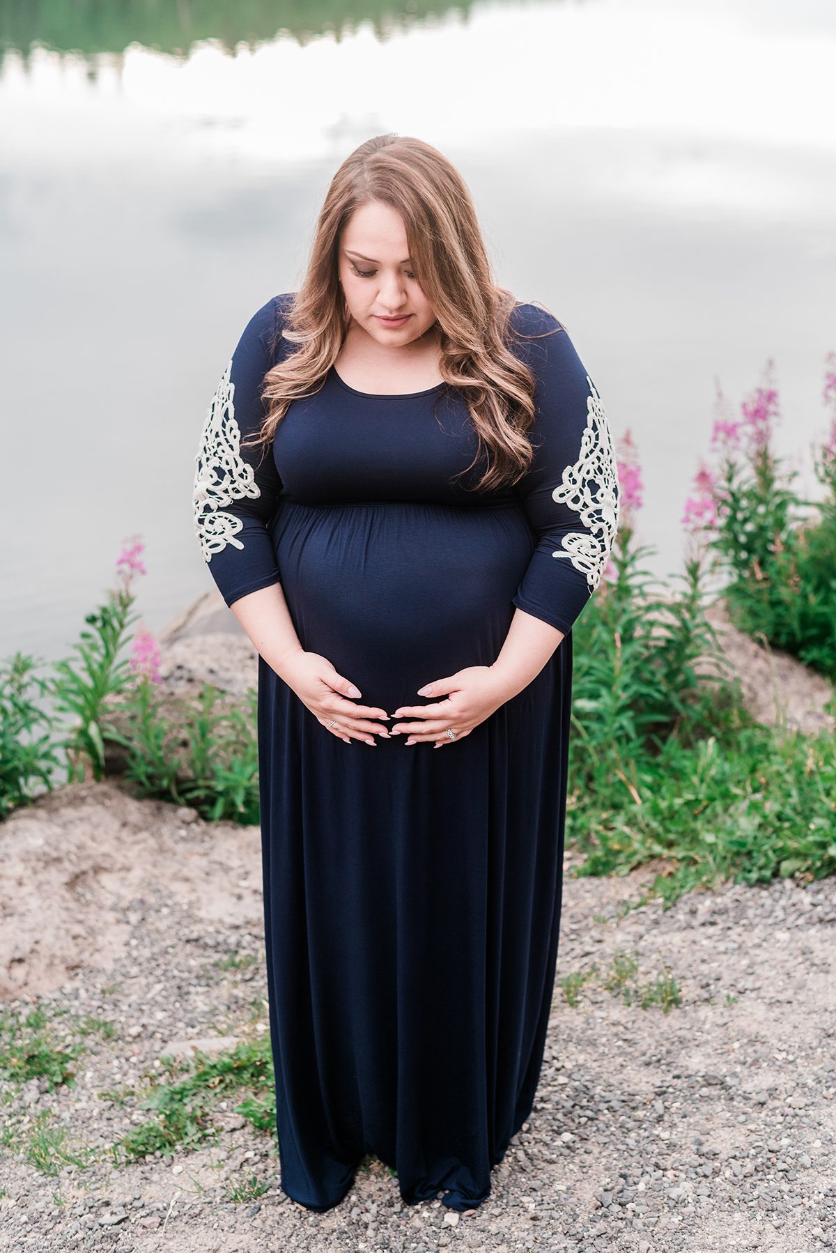 Valeria's Maternity Photos on the Grand Mesa