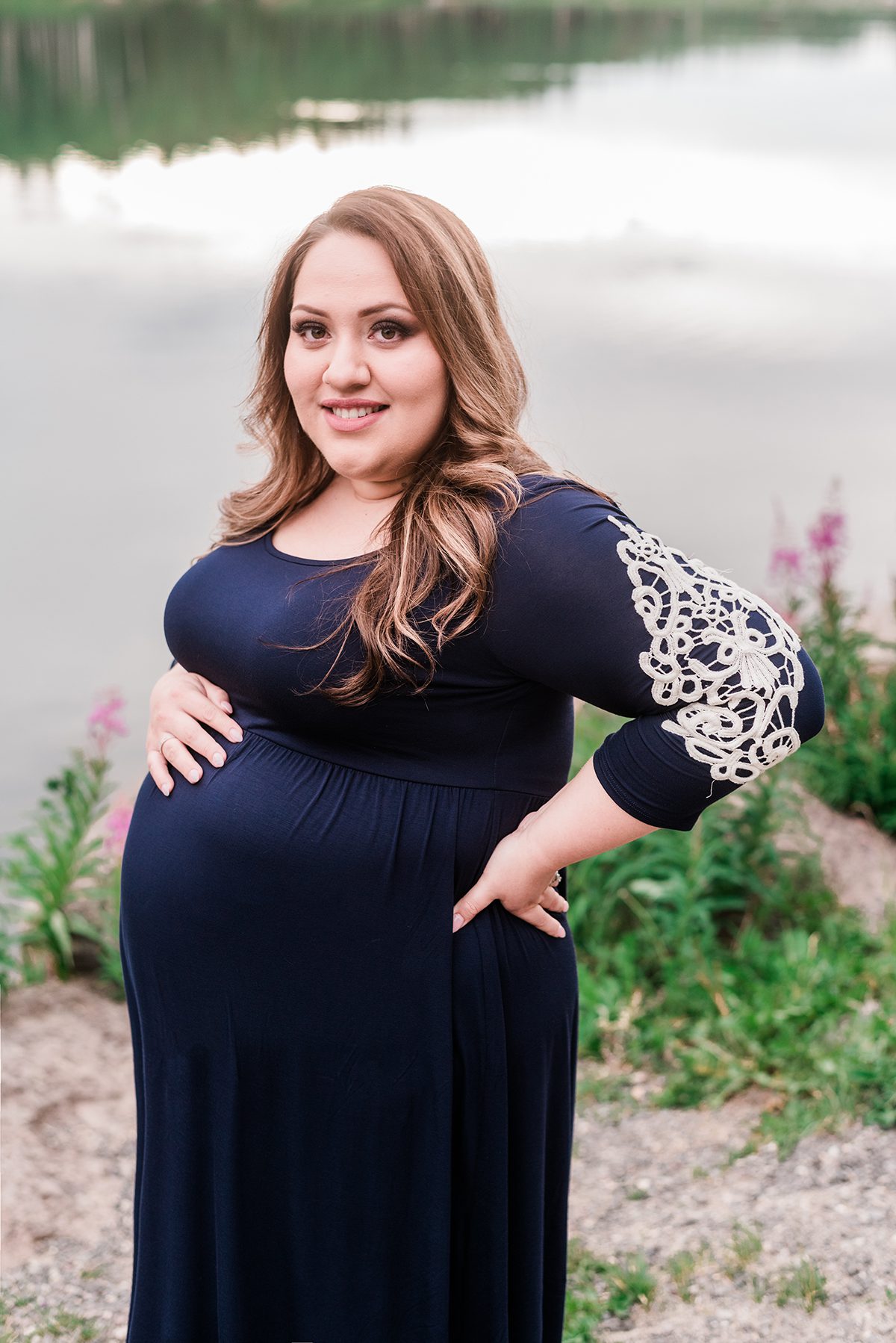 Valeria's Maternity Photos on the Grand Mesa