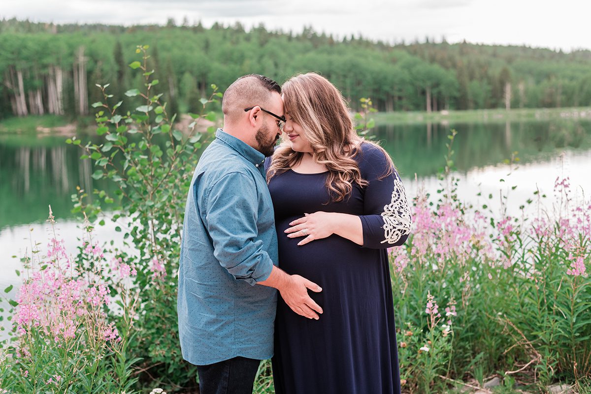 Valeria's Maternity Photos on the Grand Mesa