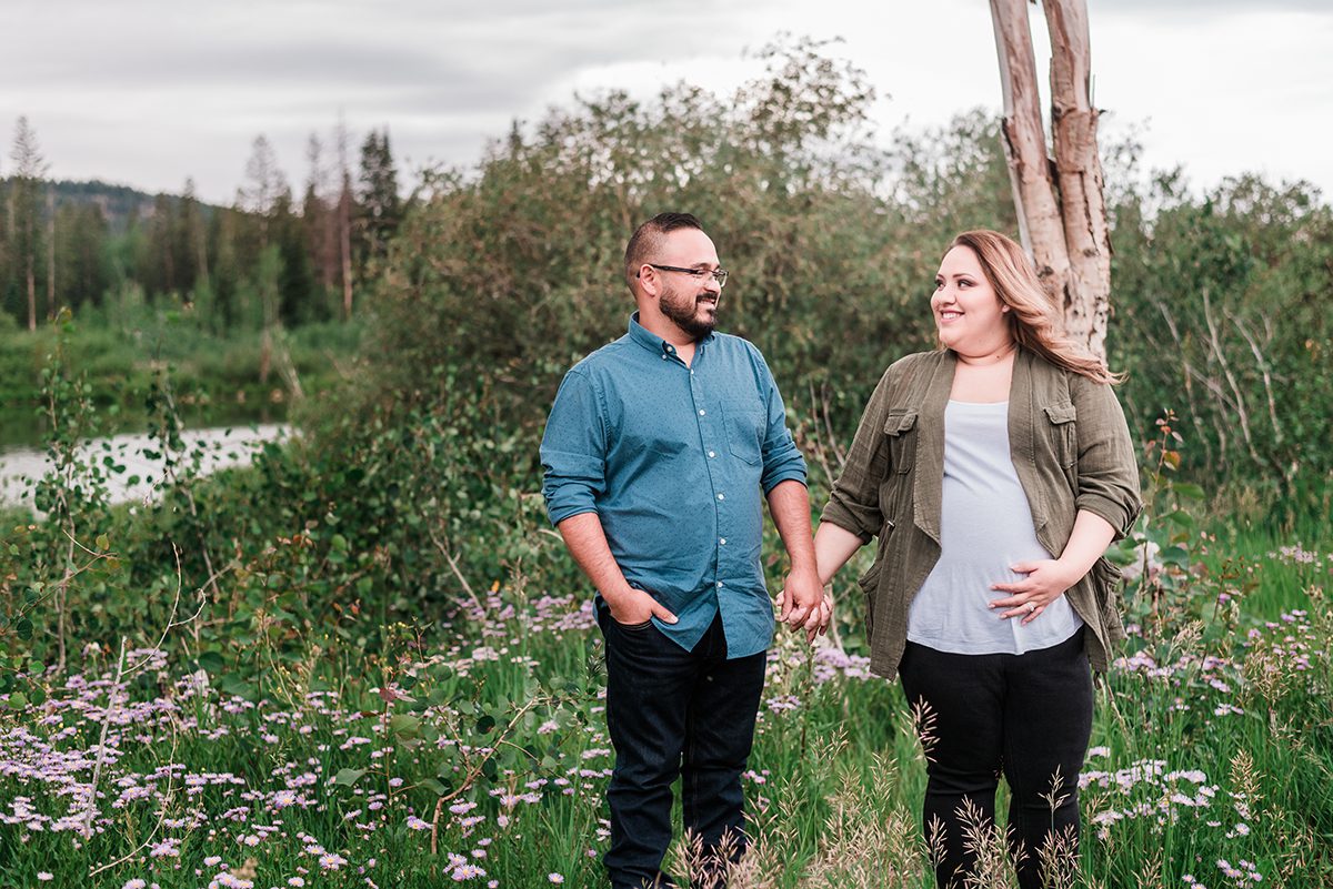 Valeria's Maternity Photos on the Grand Mesa