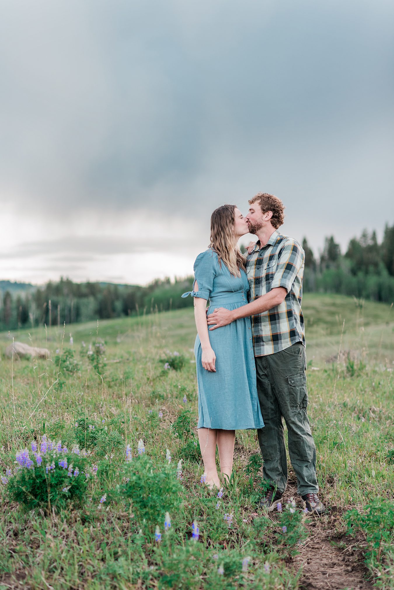 Annie & Taylor | Glenwood Springs Engagement Photos