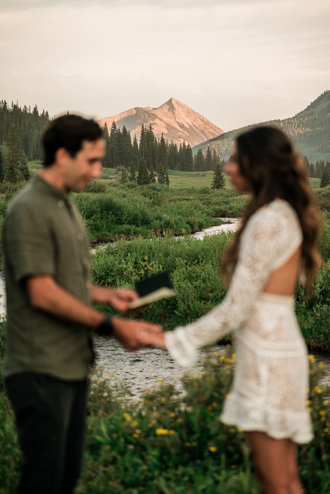 Crested Butte Elopement Guide