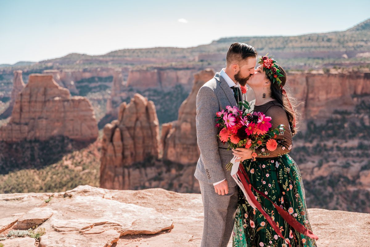 Building the Perfect Elopement Timeline