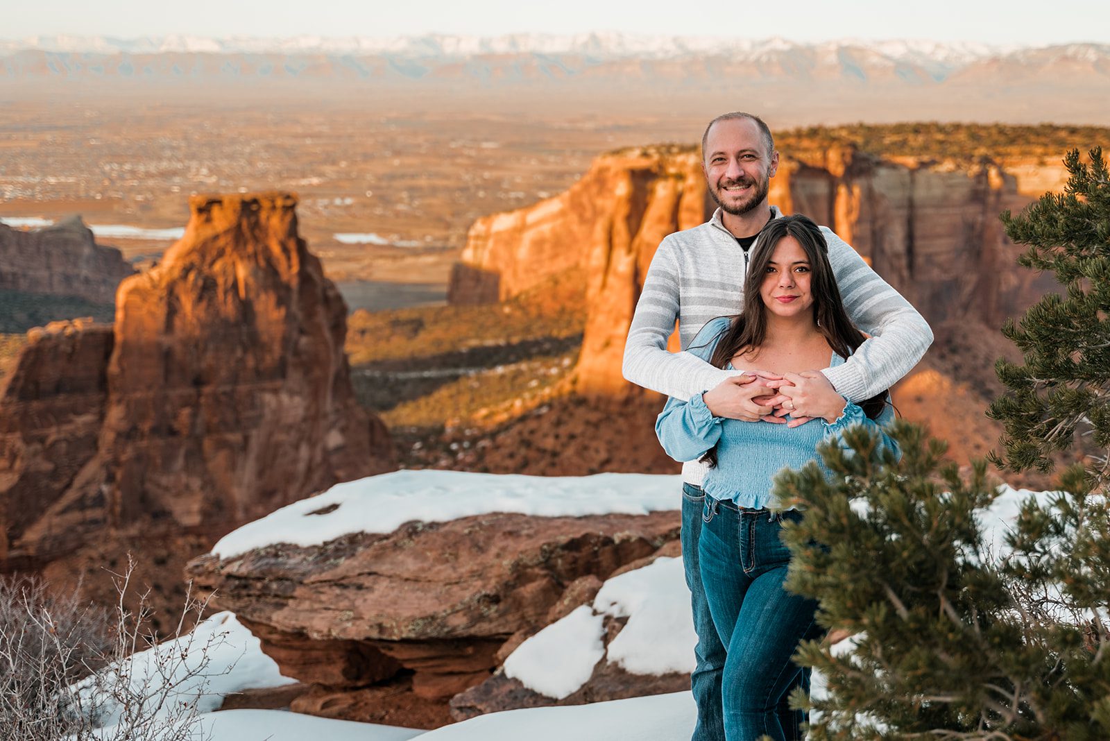 Holly & Derek | Sunset Engagement Photos on the Monument