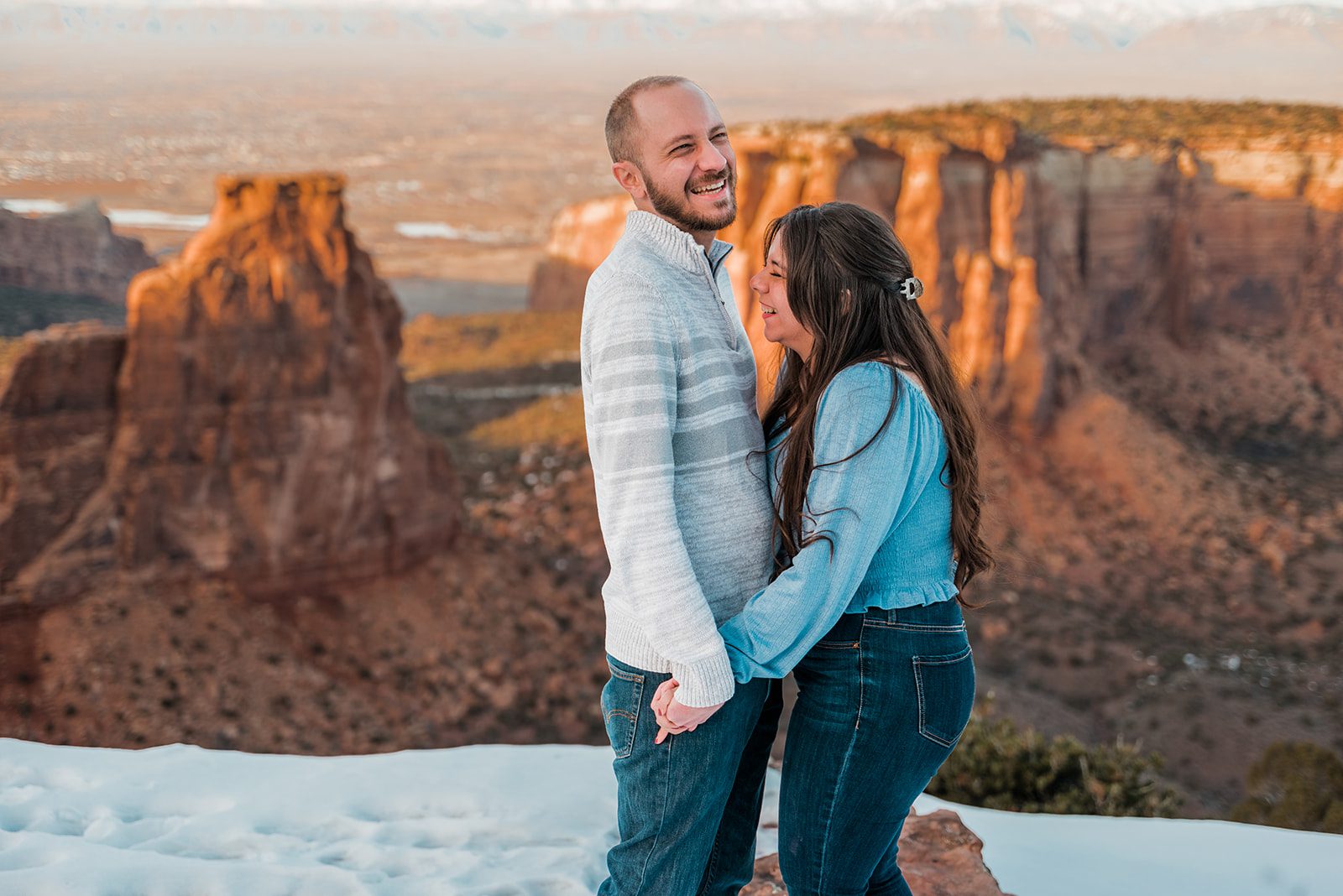 Holly & Derek | Sunset Engagement Photos on the Monument