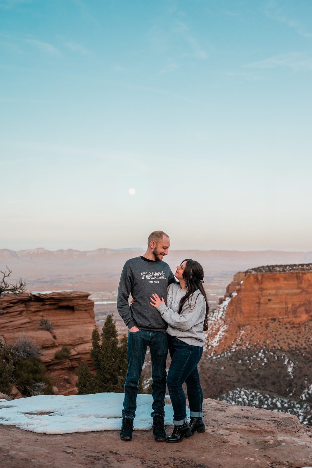 Holly & Derek | Sunset Engagement Photos on the Monument