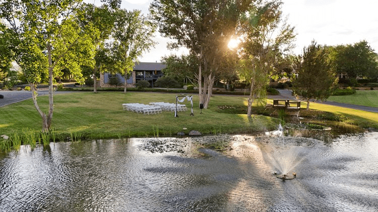 Twin Ponds Wedding Venue, Grand Junction