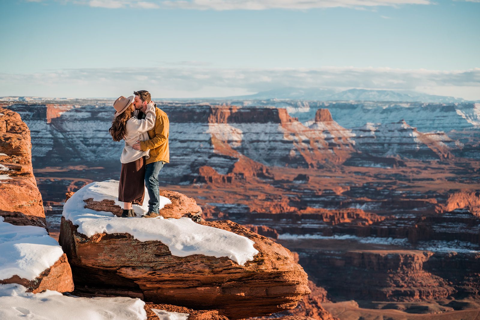 Complete Guide to Eloping at Dead Horse Point 