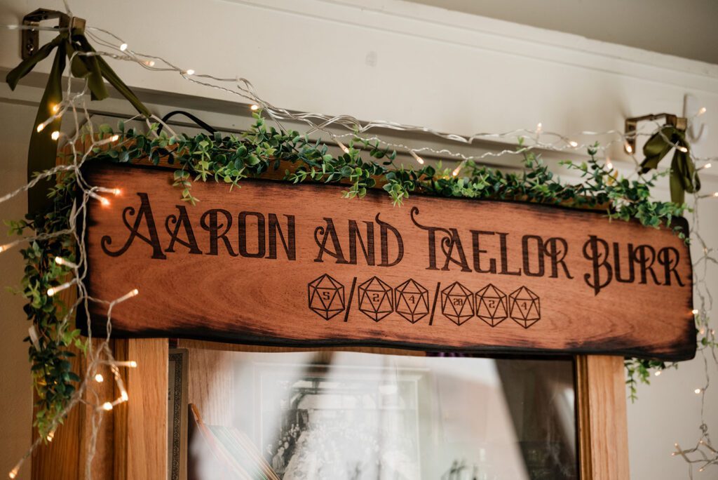 how to incorporate fandoms into wedding